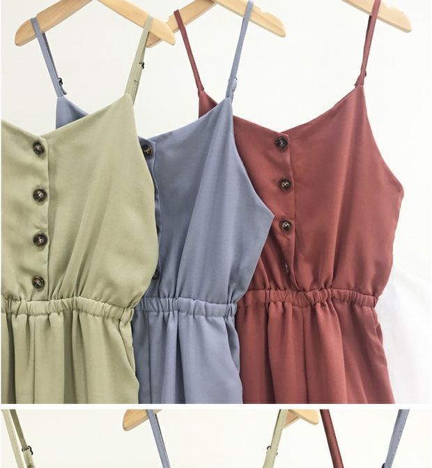 Pinatra - Chiffon jumpsuit met spaghettibandjes en wijde pijpen