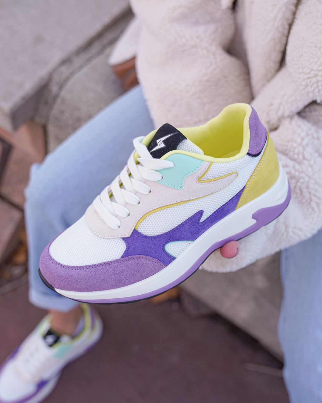 Basket femme à découpe flamme violette - CL78 PURPLE