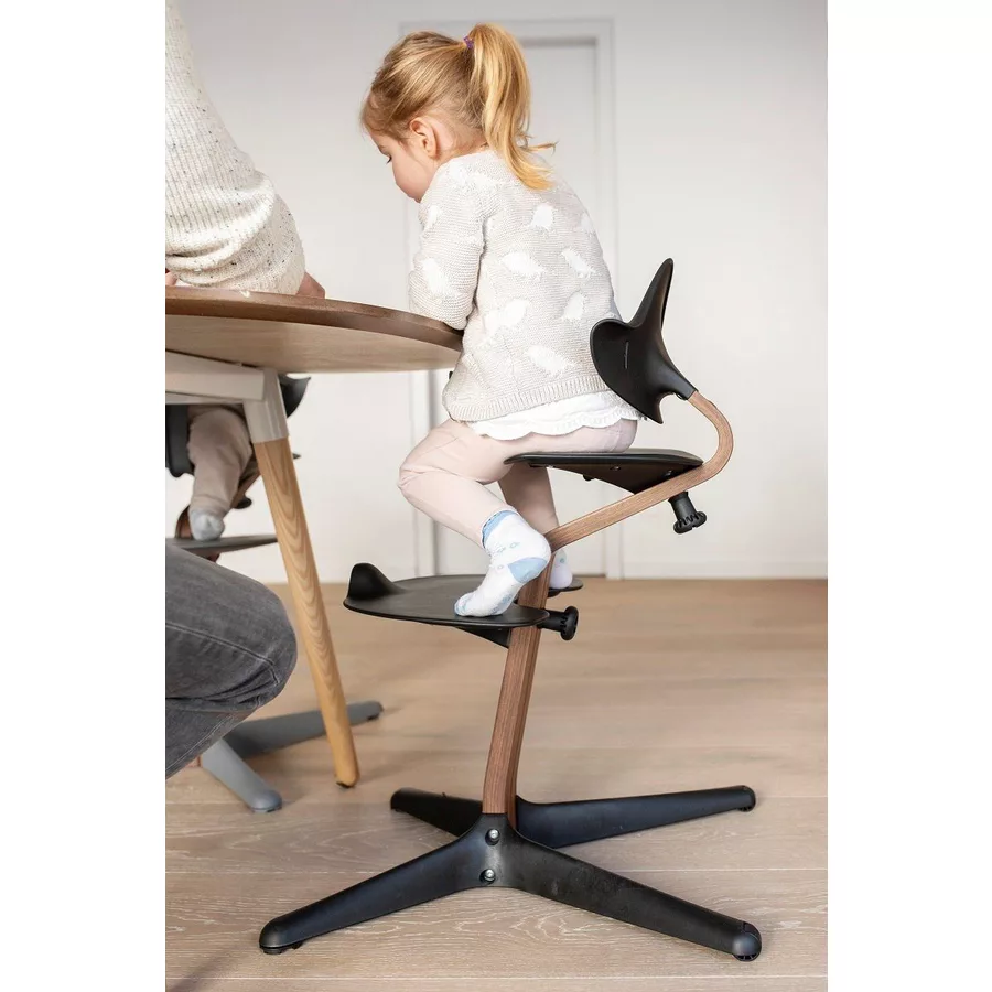 STOKKE® Nomi® Hochstuhl Eiche   navy