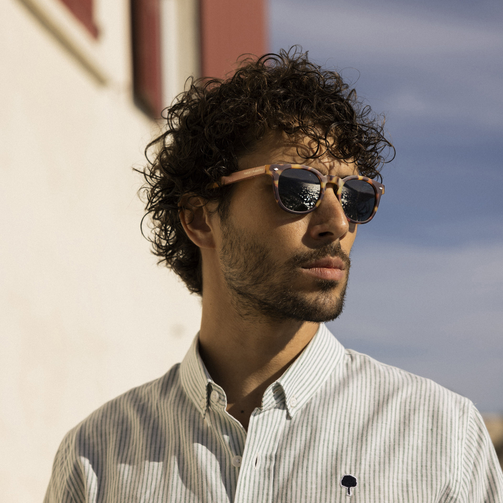 Lunette de soleil marron plastique recyclé et bambou organique - modèle sunglass