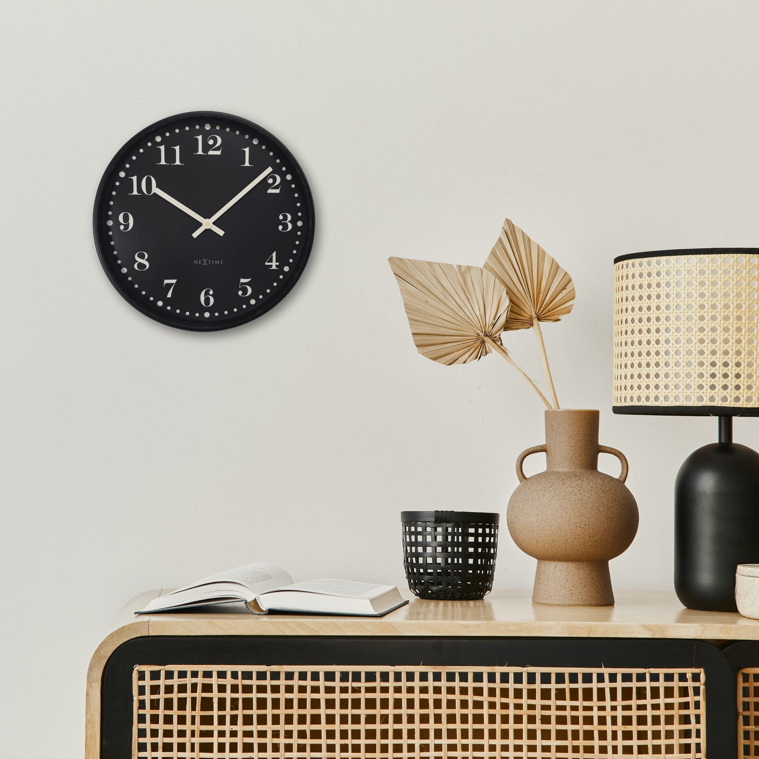 NeXtime - Wandklok 30cm - Stil - Zwart - Plastic - NeXtime 'Dickens'