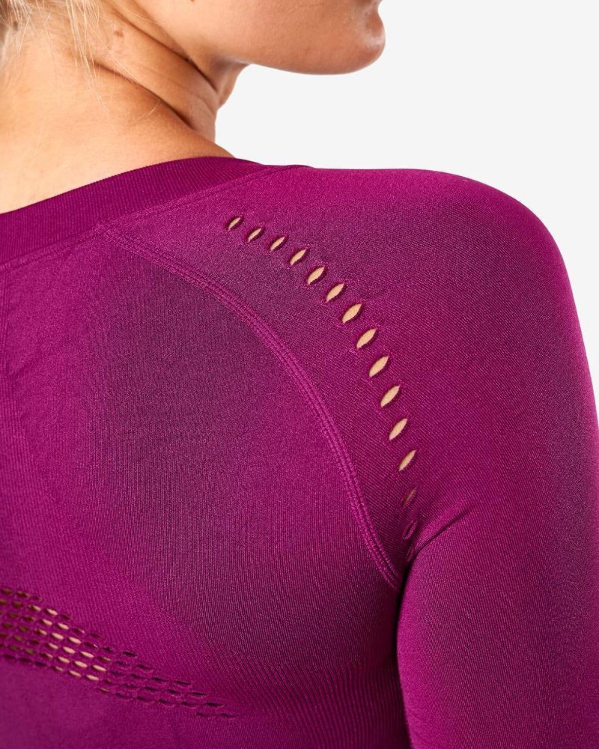 ICIW<br>Dynamic Seamless Long Sleeve Crop Top Mulberry - XS