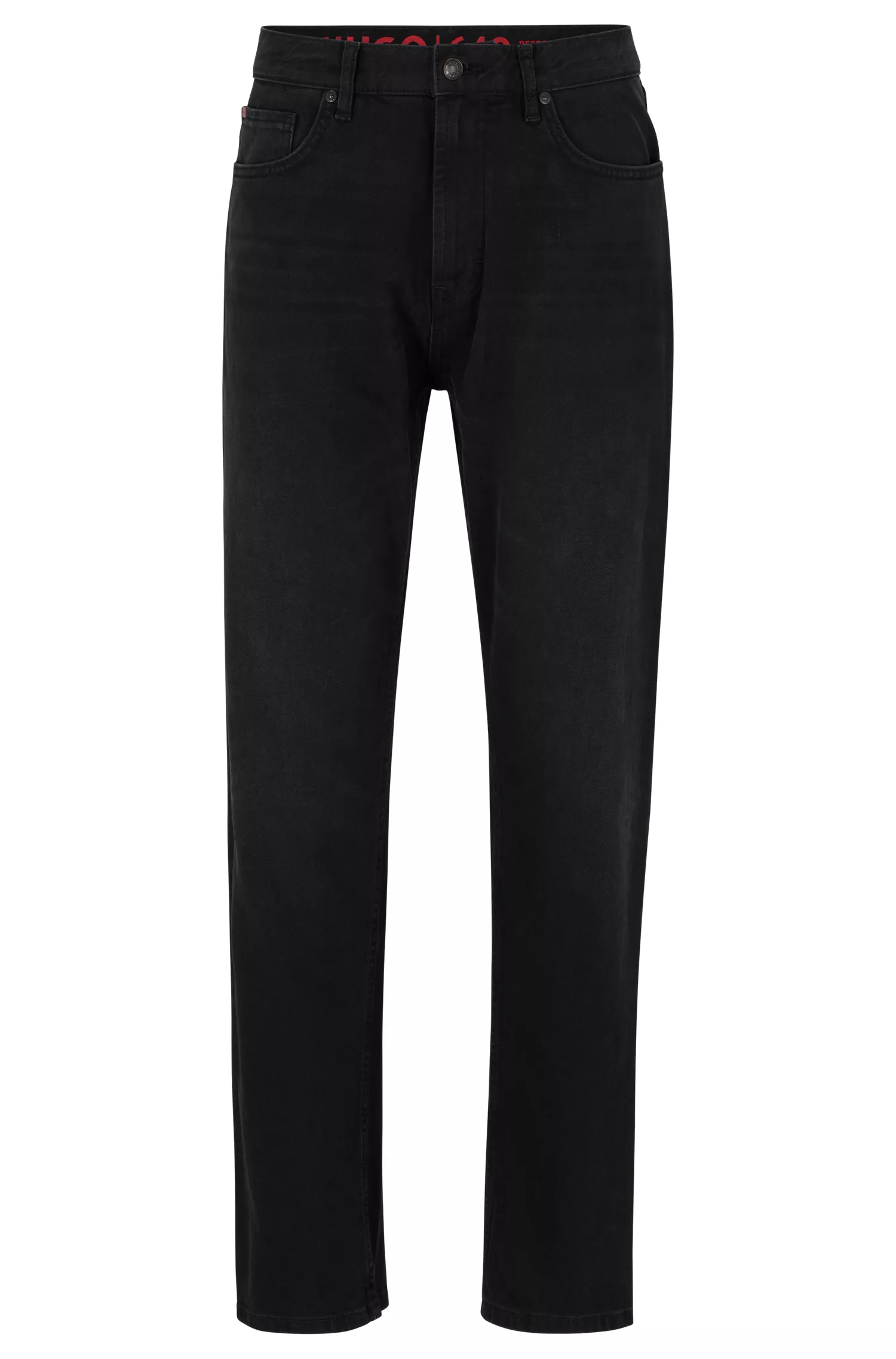 Calça jeans HUGO vermelha, corte regular, em denim rígido preto.