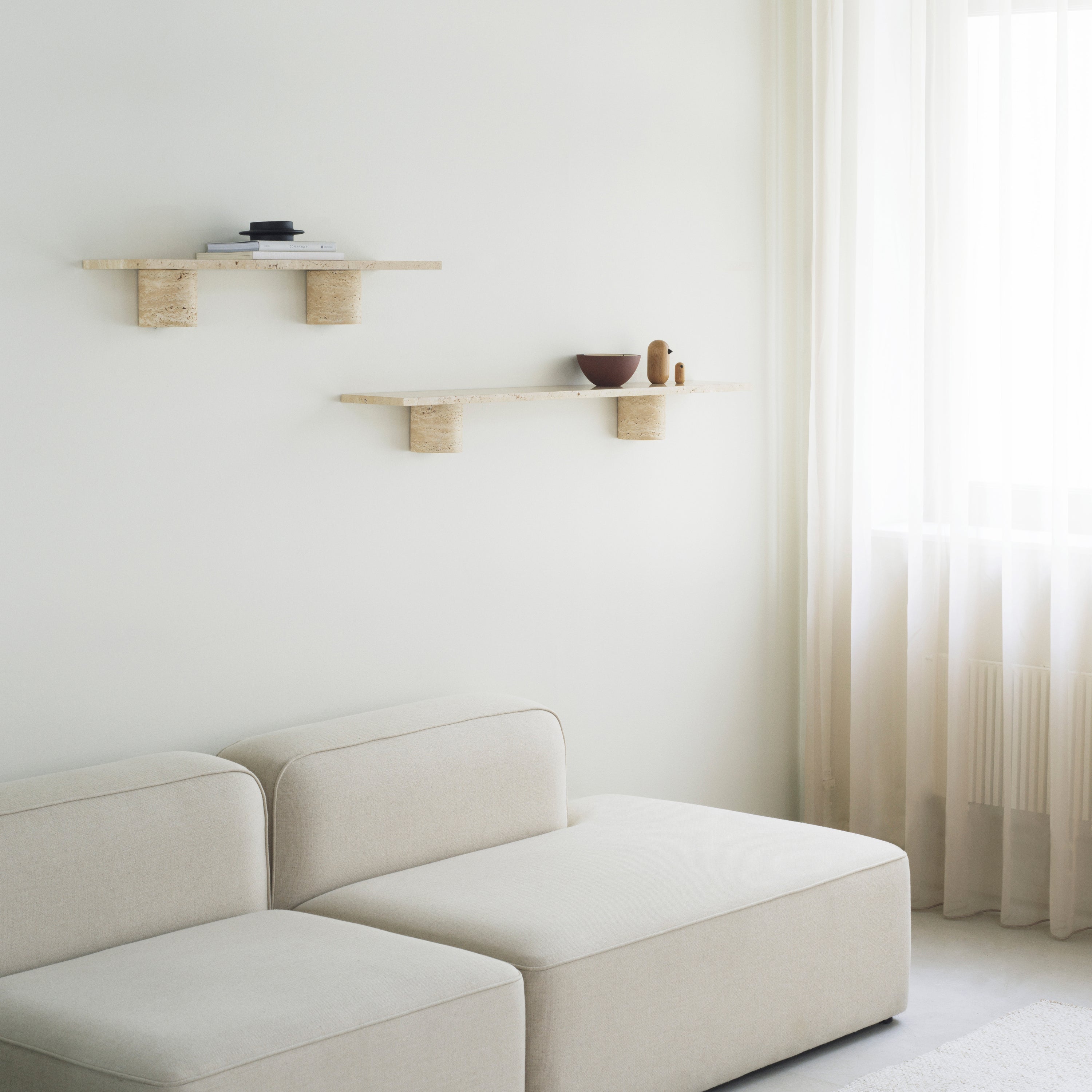 Normann Copenhagen Sten Wandplank B 120 cm - Travertin