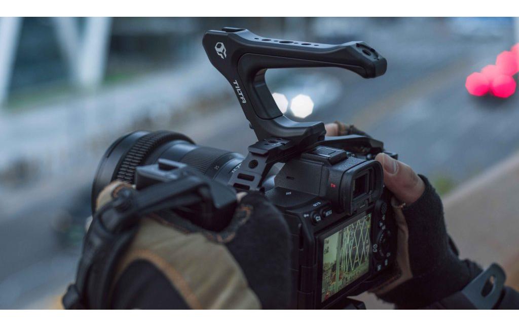 Basic Kit für Sony a7 IVBietet eine Schutzhülle für die Sony a7 IV, a1, a7S III, a7R IV, a7R V, a7 III, a7R III und A9 und verbessert die Funktionalität der Kamera