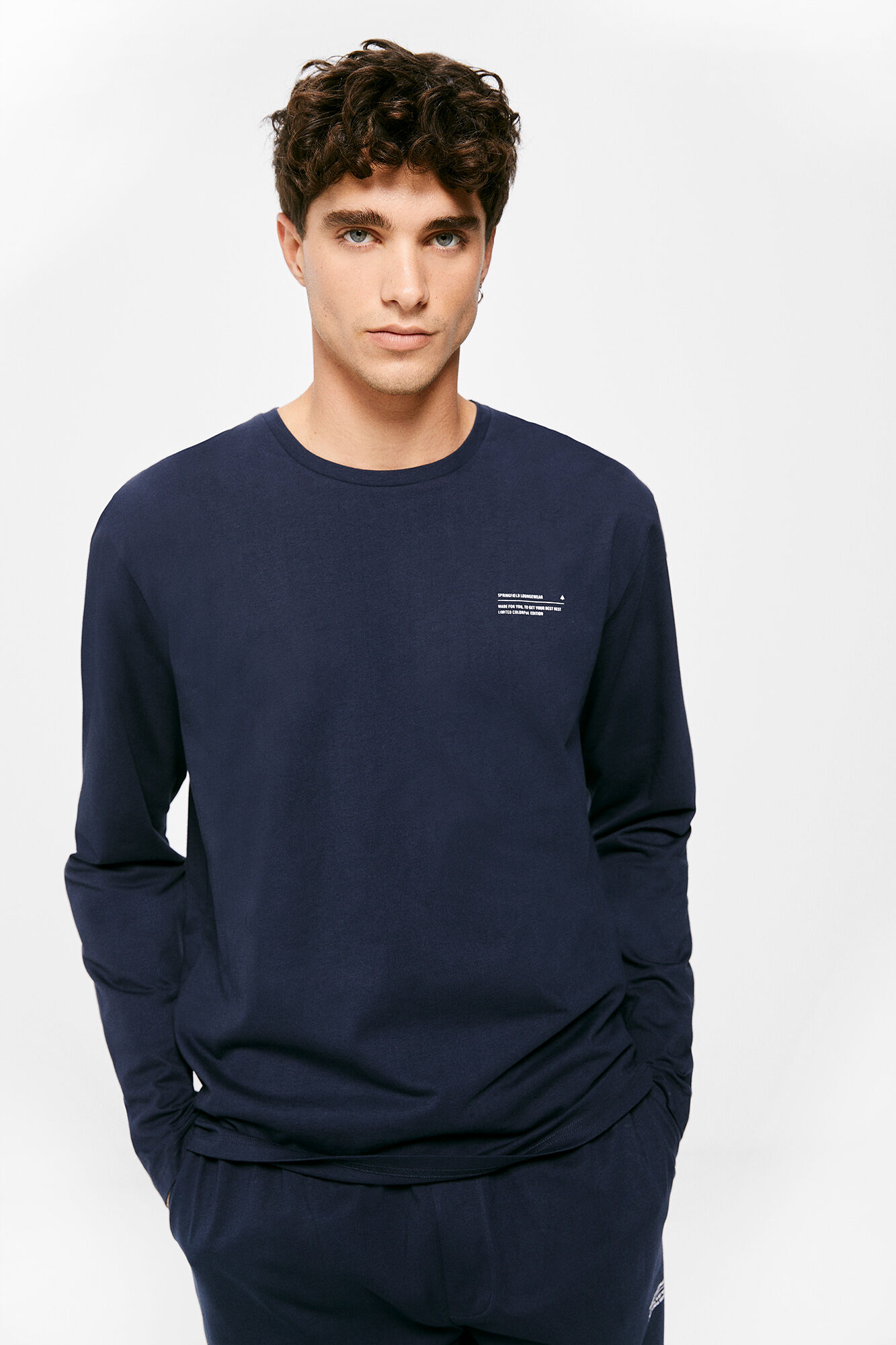 Pijama monocromático extra confortável - azul escuro