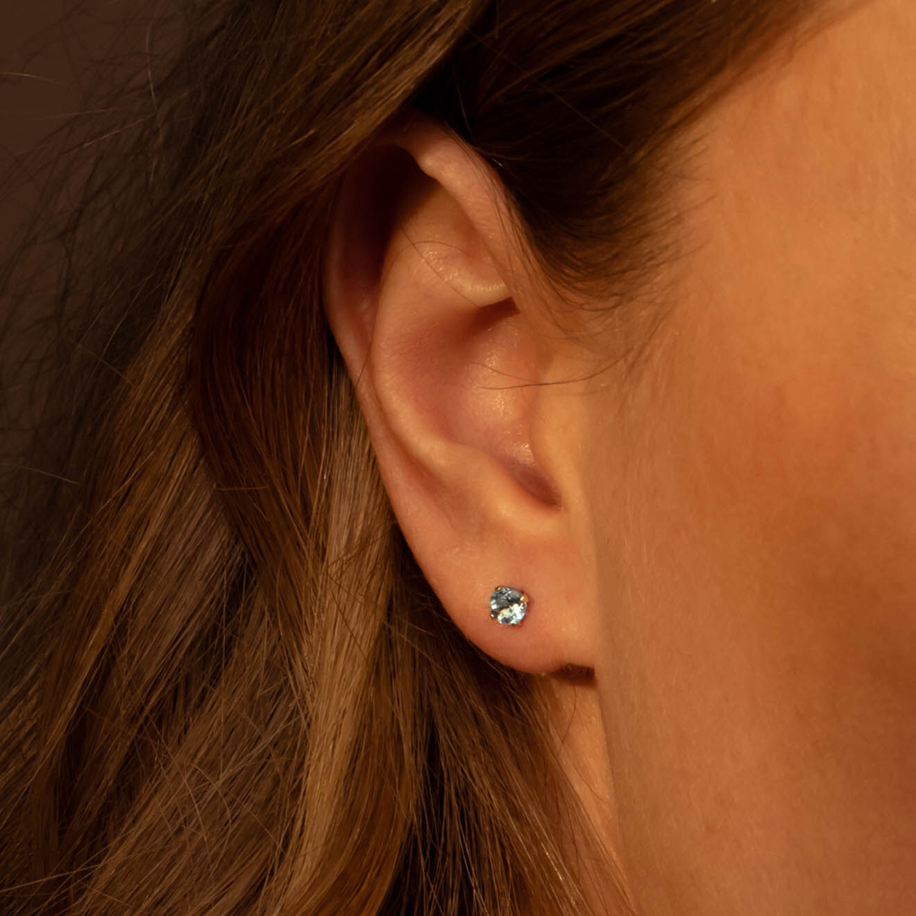 Instant d'Or Boucles d'oreilles Puces Topaze 0.17 ct or jaune