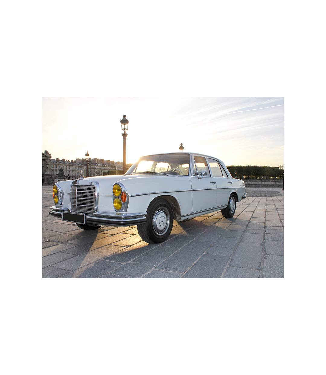 SMARTBOX - Visite de Paris à 2 lors d'une balade de 2h en Mercedes de collection - Coffret Cadeau Sport & Aventure