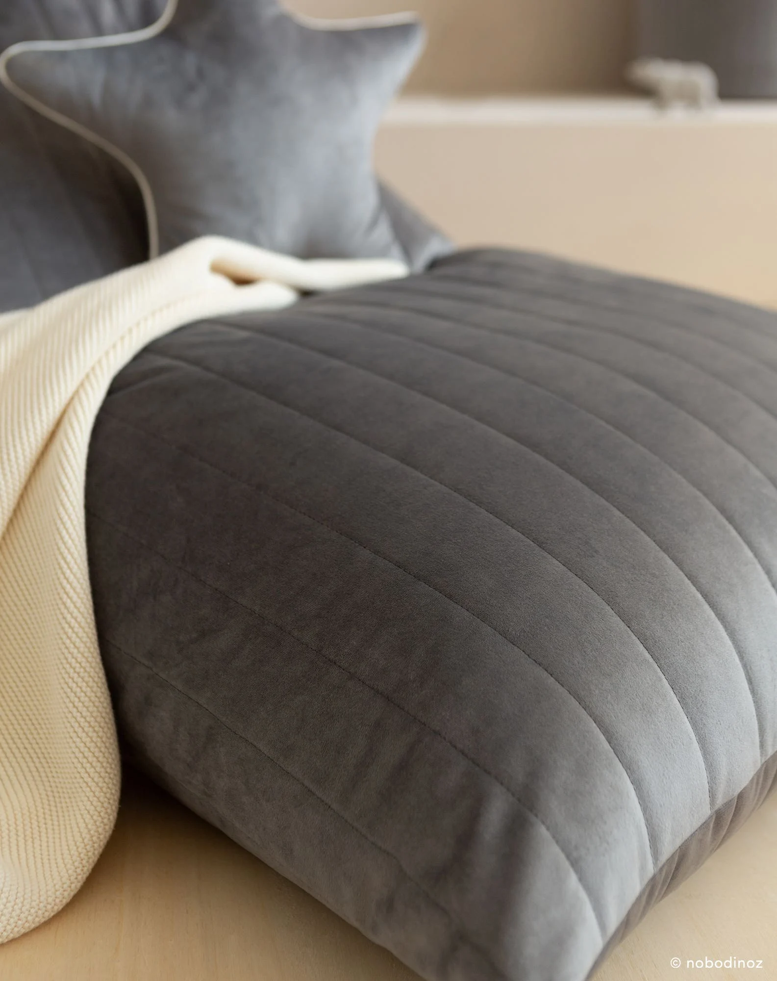 Pouf essaouira - taille enfant - eco-velours | Gris