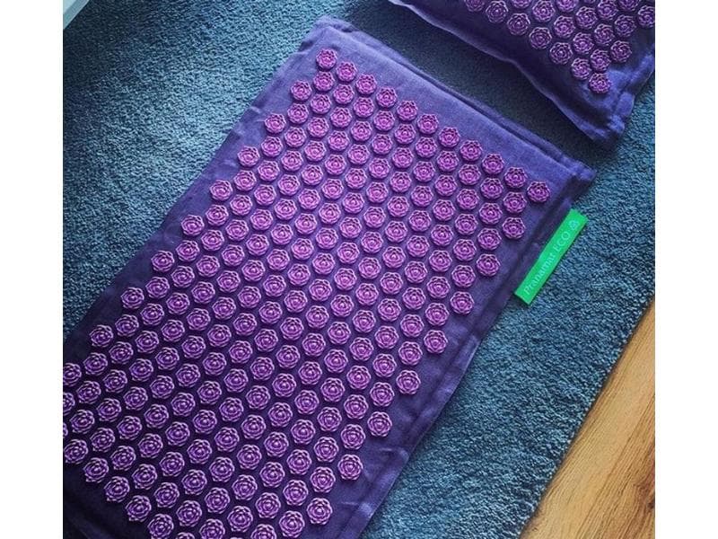 Pranamat Eco Massage Set – Matte und Kissen dunkelviolett Nahhaltiges, handgefertigtes Rücken- und Kopfmassage Set
