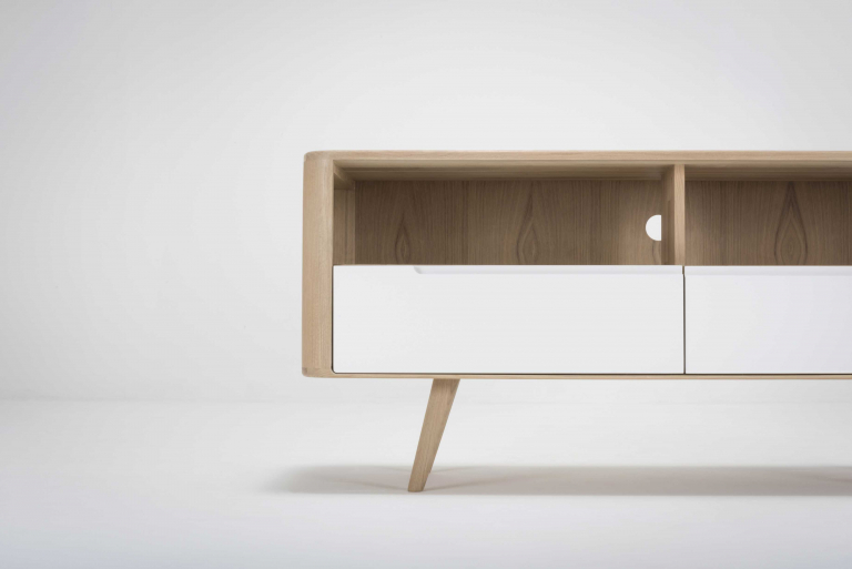 Gazzda Ena dressoir tv-meubel drie 135x42 naturel