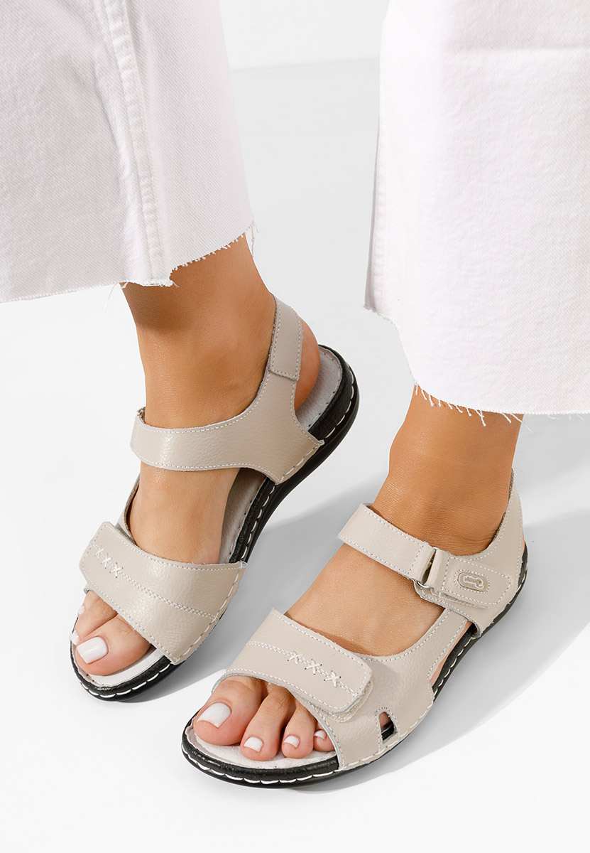 Sandales en cuir femme beige Suredelle