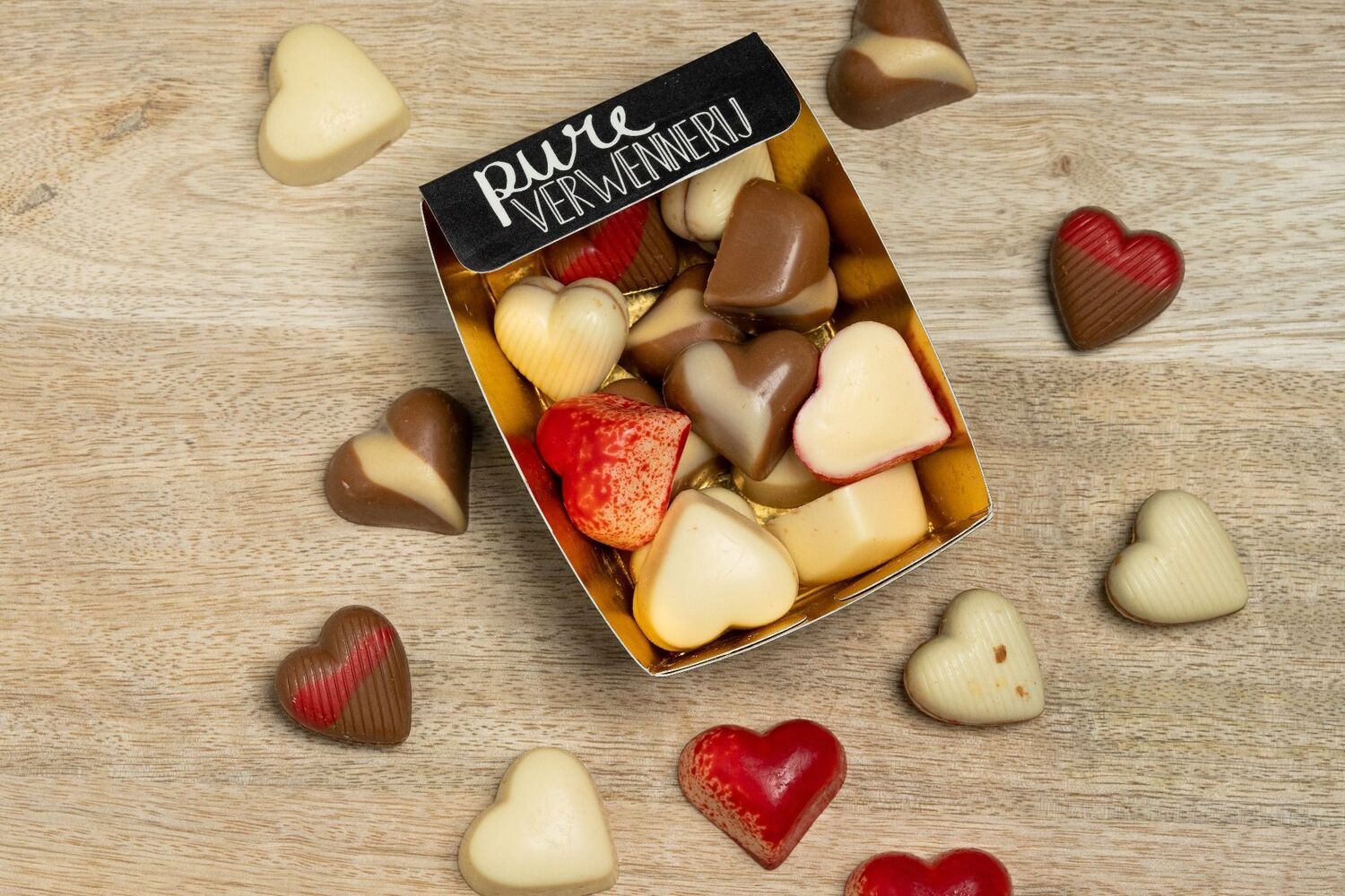 Pure Verwennerij chocolade hartjes 175 gr
