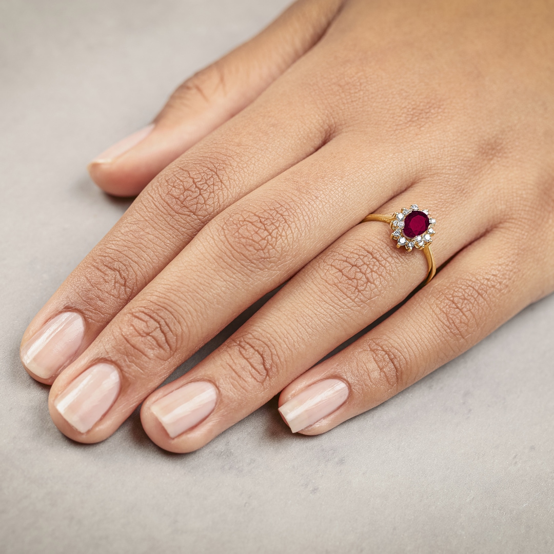 Damenring 750/18 K Gelbgold mit Diamanten 0.22 ct H/si & Rubin 1.23 ct