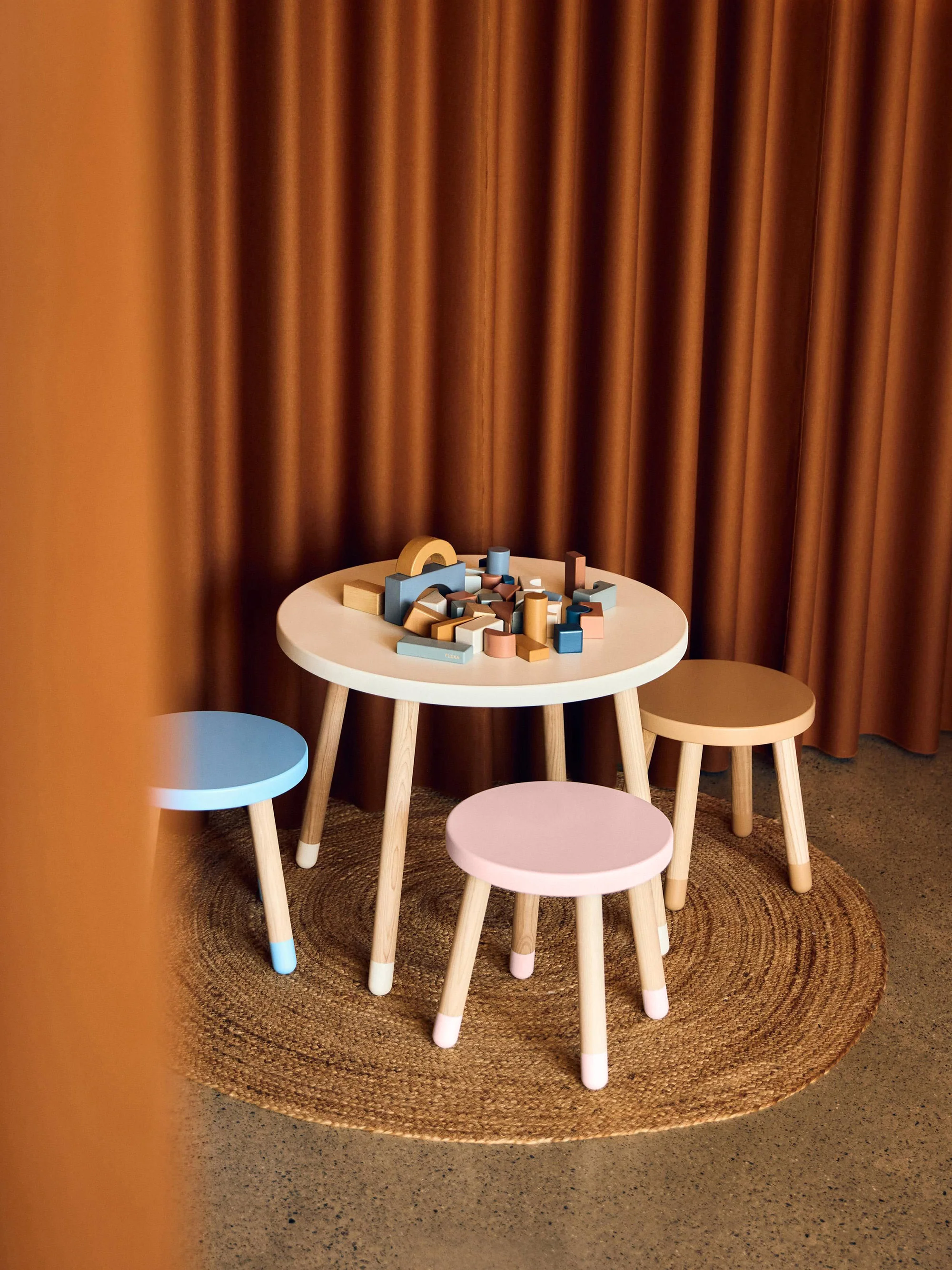 Houten kinderkruk Dots