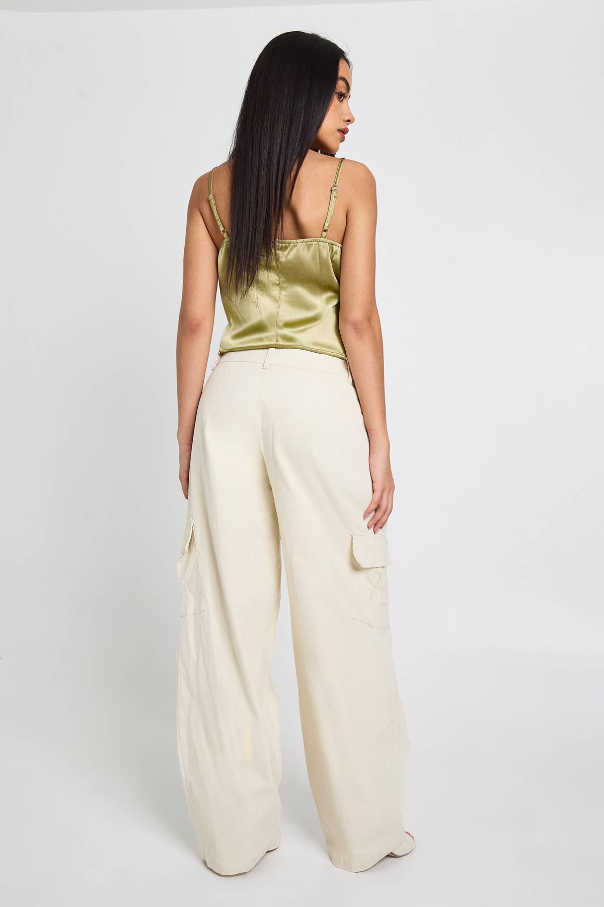 boohoo Pantalon Cargo Ballon En Sergé