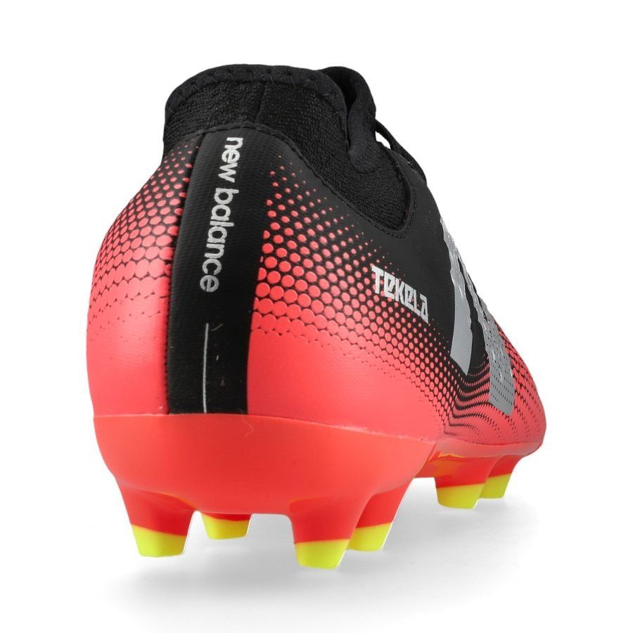 New Balance Tekela V4 Magique FG Flash Point - Noir/Rouge/Argenté