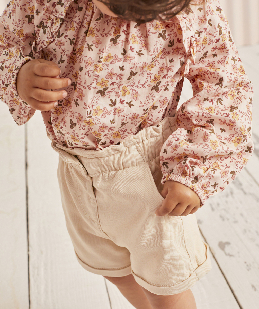 SHORT BÉBÉ FILLE EN FIBRES RECYCLÉES ÉCRU