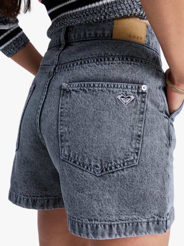 Island Hopper High Lava Short en denim Noir Femme