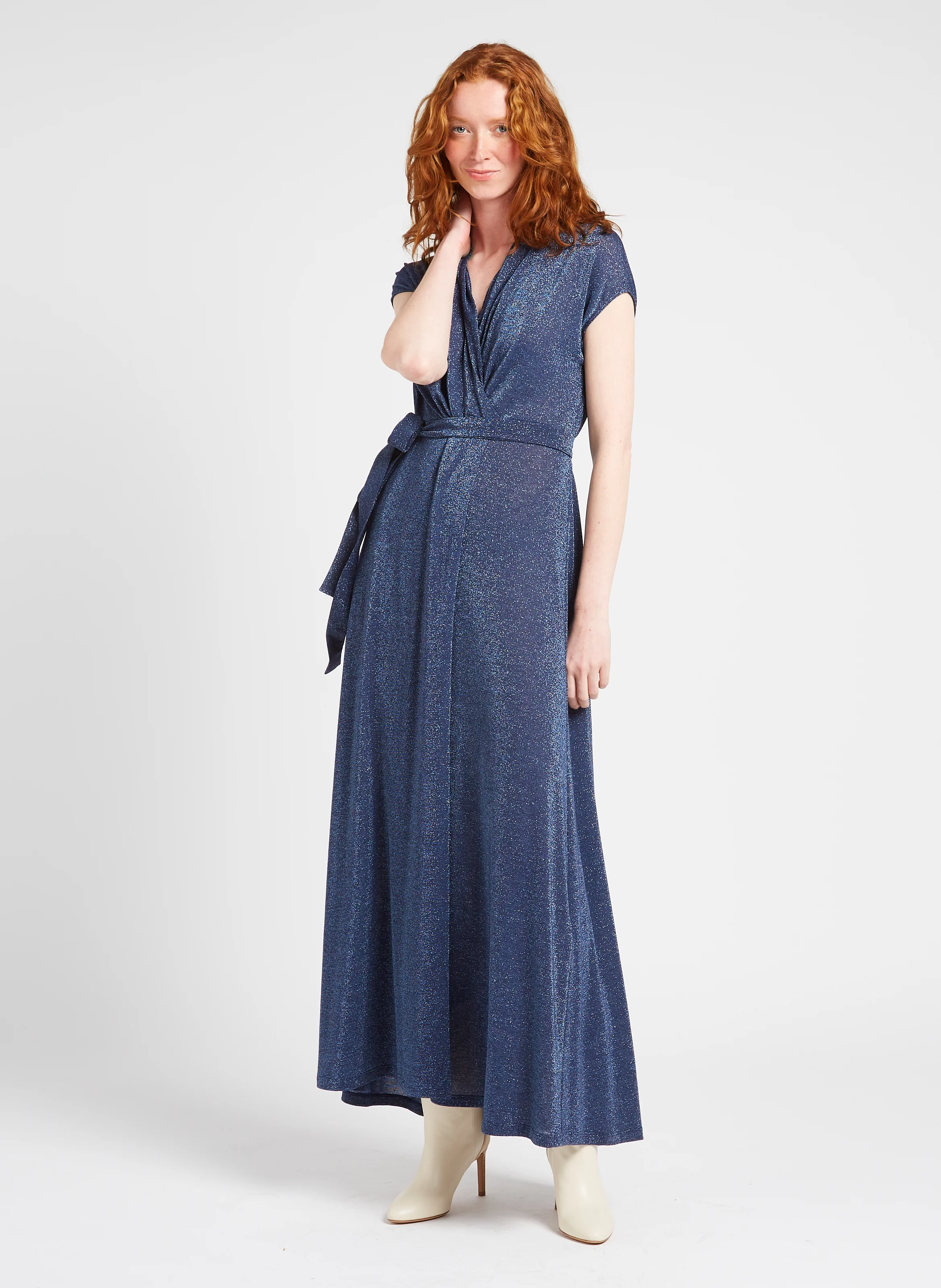 COTONARIA - Robe longue sans manches ceinturée | Bleu