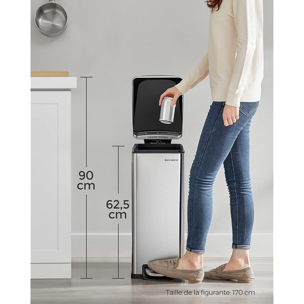SONGMICS Poubelle de Cuisine 48L, Poubelle à Pédale, Fine, pour Petits Espaces, Couvercle à Fermeture en Douceur, avec Seau Intérieur, en Acier Inoxydable, 15 Sacs Poubelle Inclus, Argent LTB510E48 : Cuisine et Maison