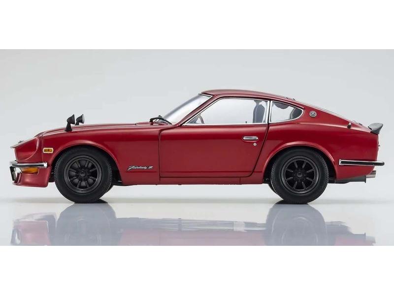 Kyosho Nissan Fairlady Z-L (S30) 1970 Metallisch Rot, 1:18 Detailgetreues Modellauto für Sammler im Massstab 1:18