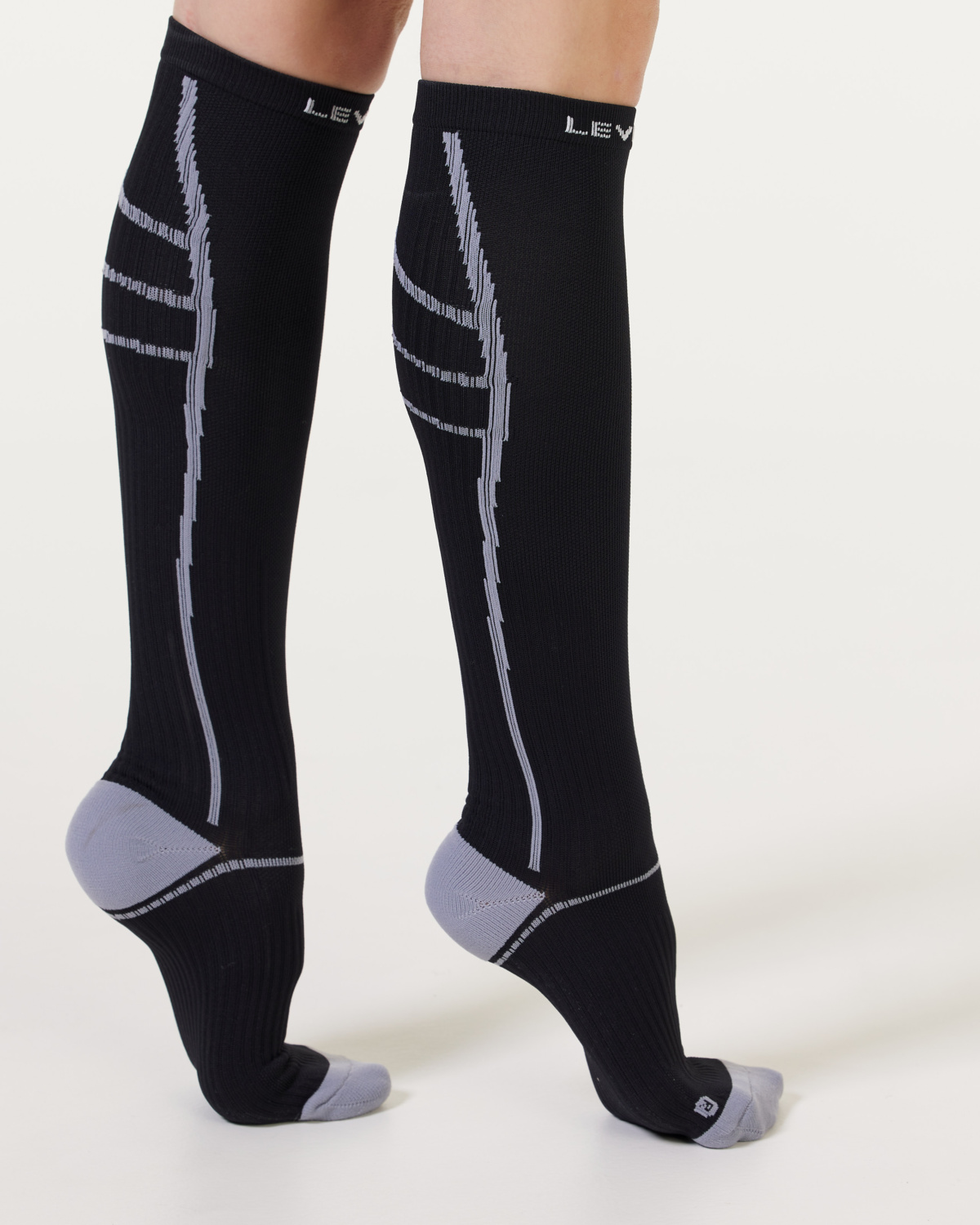LEVITY Performance Comp Socks Black\Grey