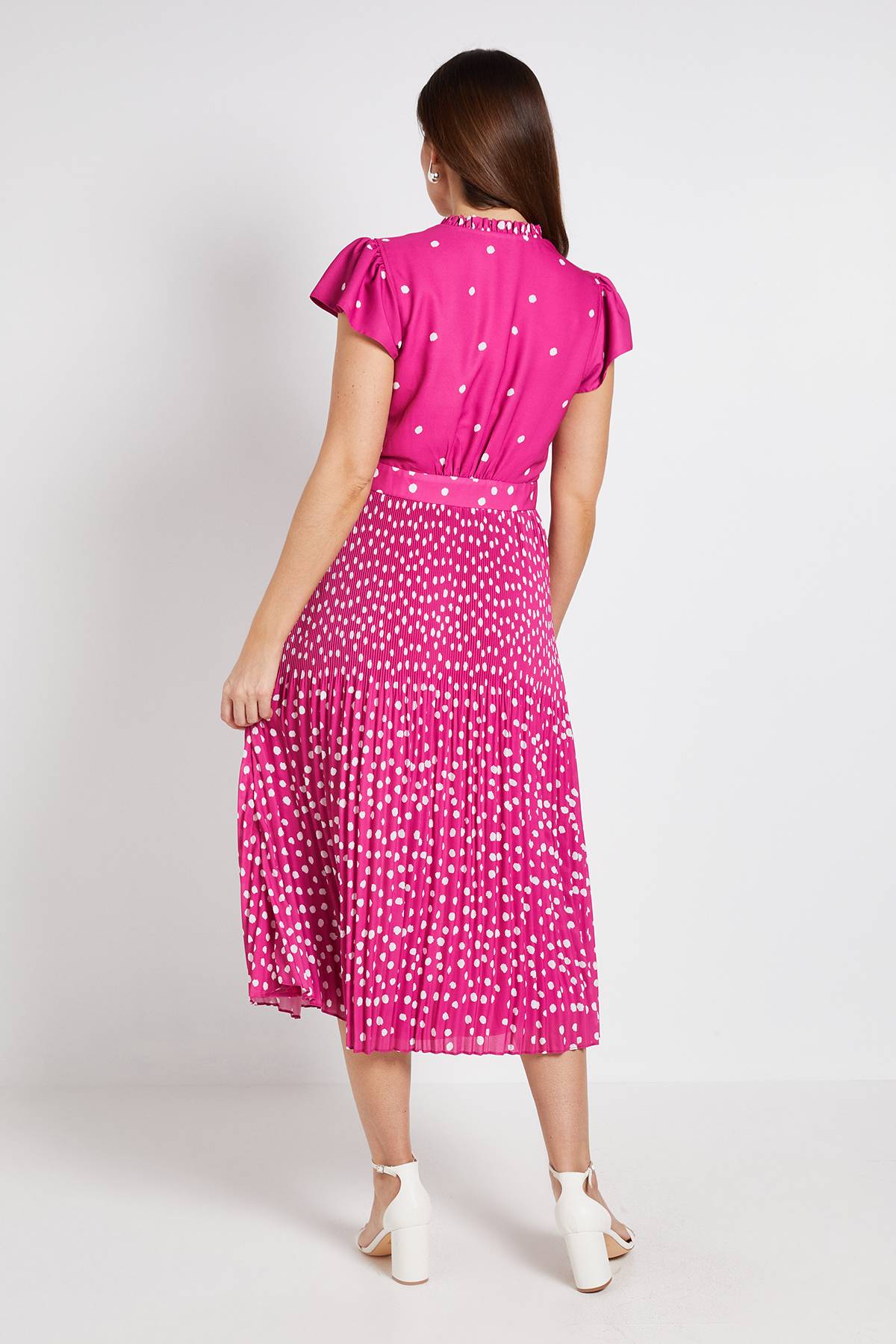 Wallis Robe Midi Plissée À Pois Avec Col À Volants