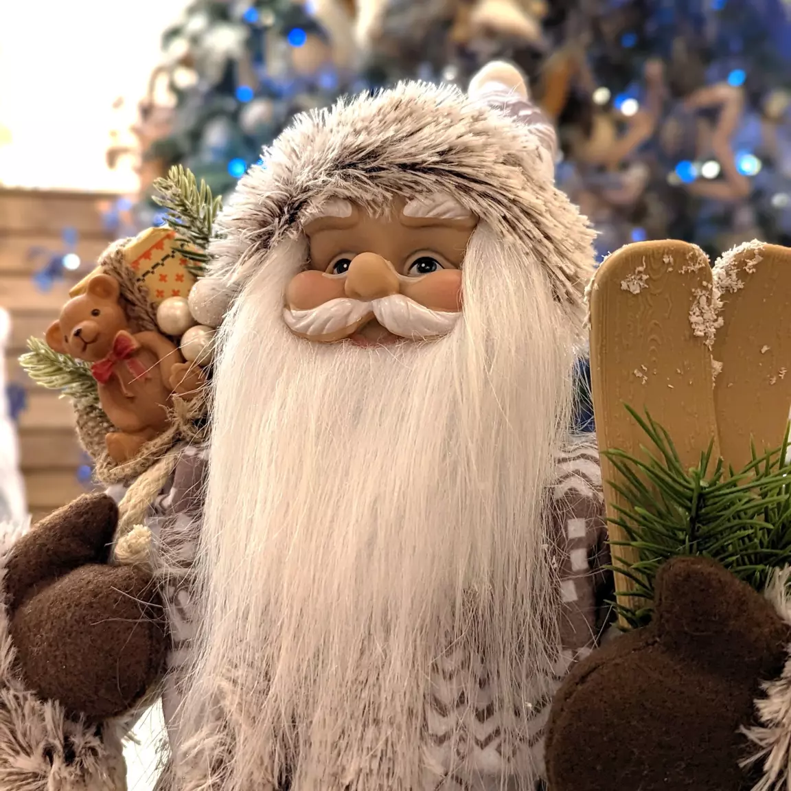 Père Noël déco traditionnel (H45 cm) Joao