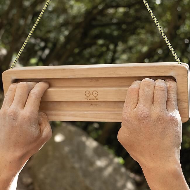 YY VERTICAL - AGRES MOBILE TRAVELBOARD