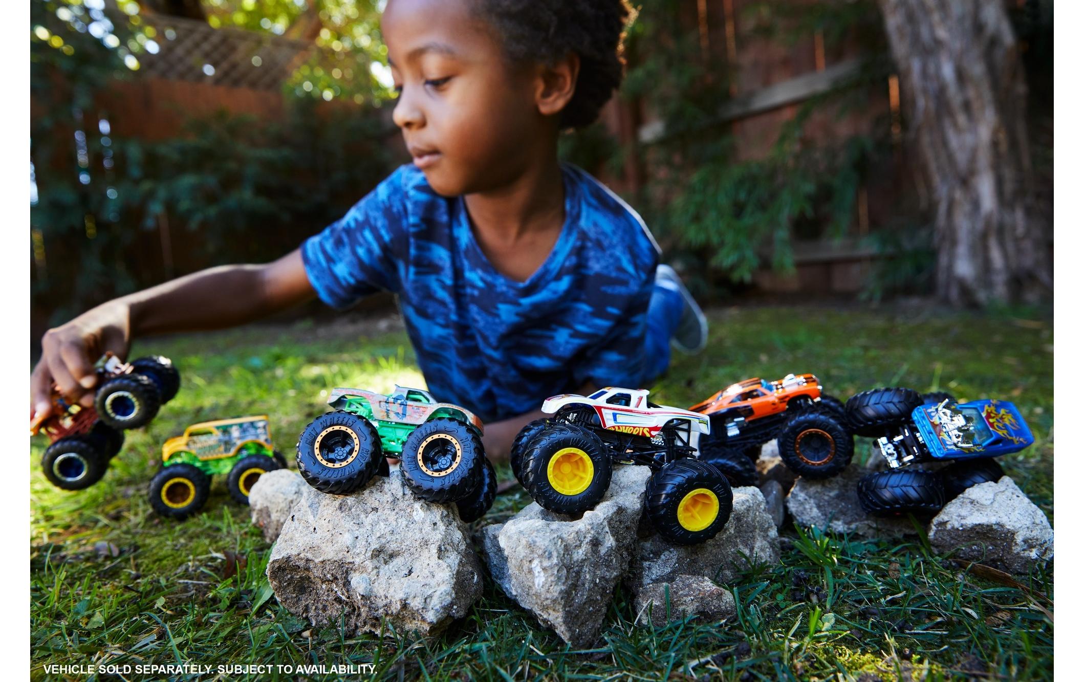 Monster Trucks 1:64 Die-Cast 2er-PackSpielzeug-Truck zum Sammeln mit grossen Rädern