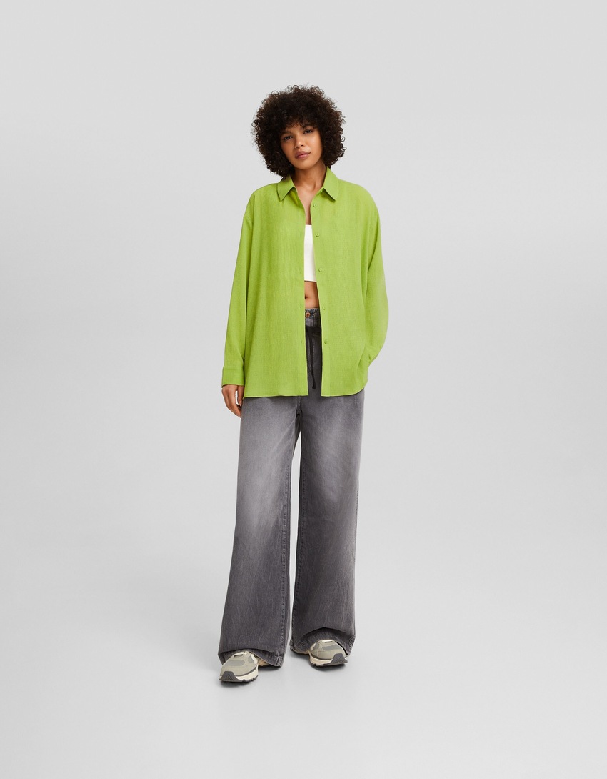 Camisa de crepe oversized de manga comprida