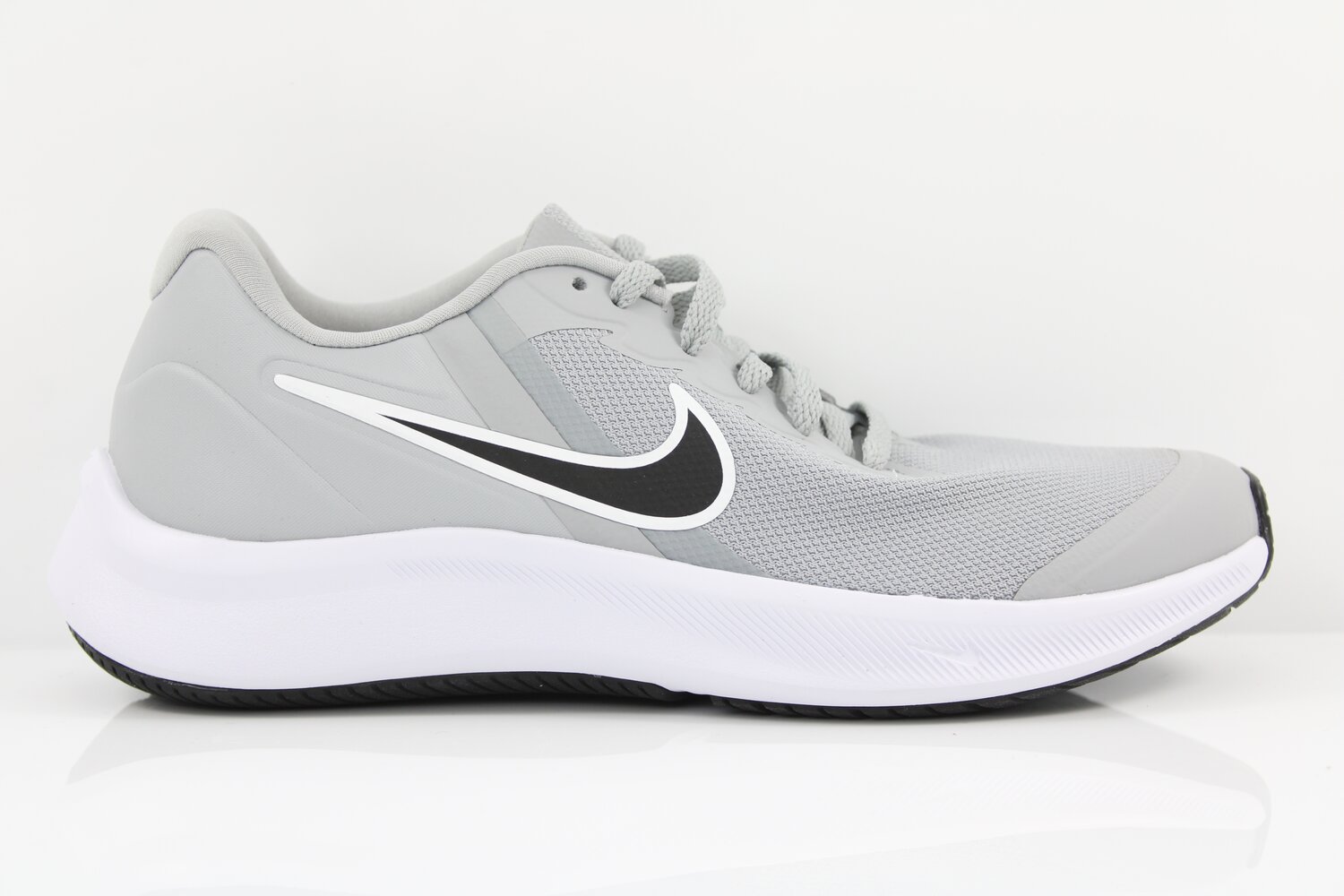 Nike Sneaker