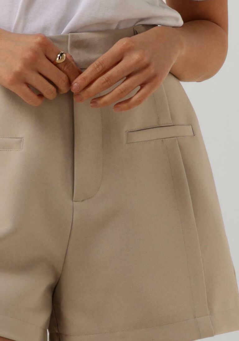 NOTRE-V zand notre-v shorts nv-dorina