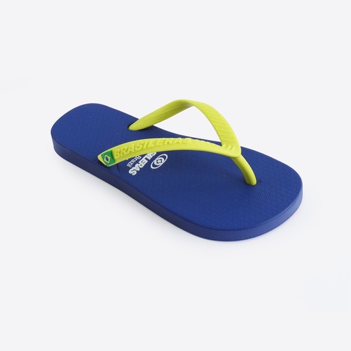Chinelo de praia brasileiro, modelo clássico infantil, fabricado no Brasil.