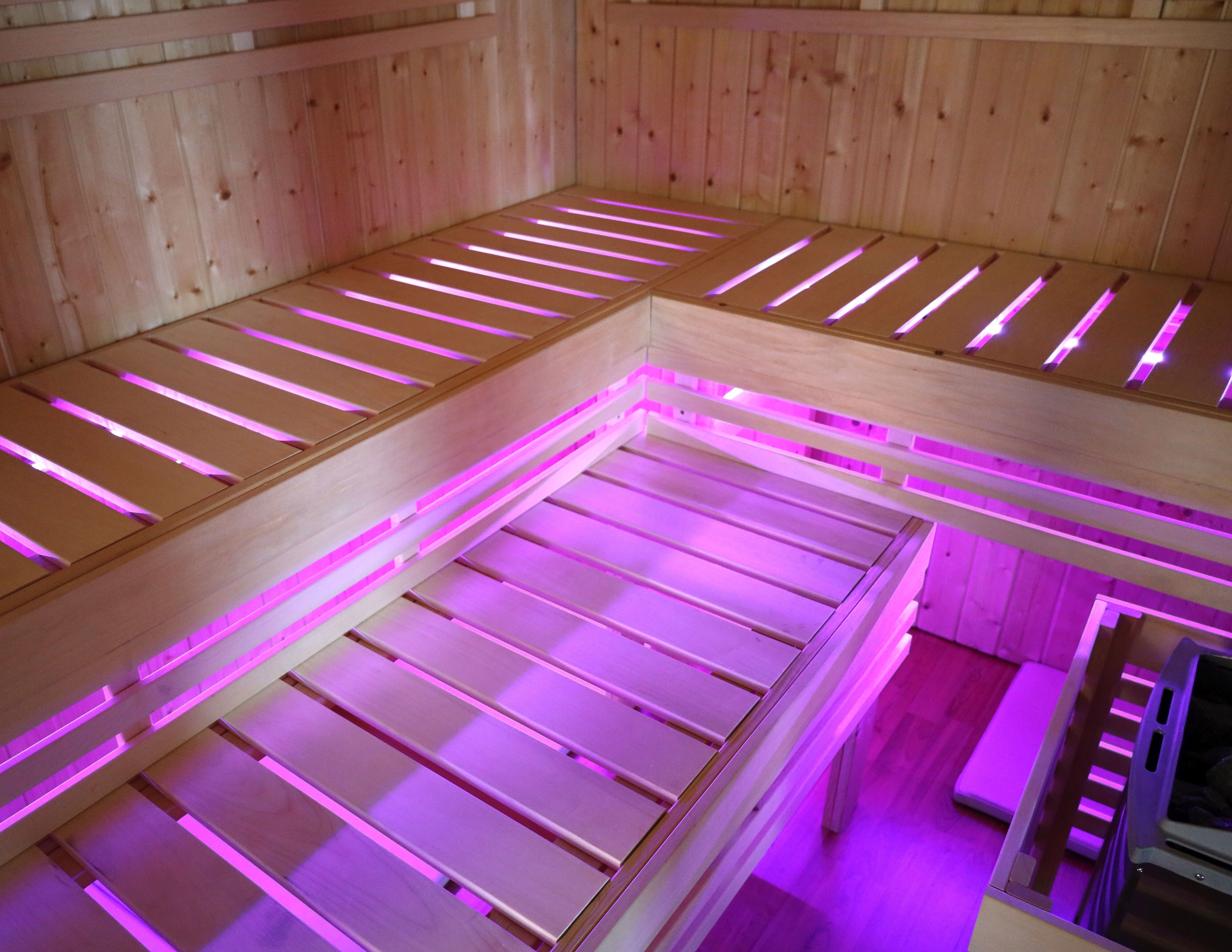 Karibu RGB+W Sauna Leuchten-Set 4 x 750 mm Bankbeleuchtung