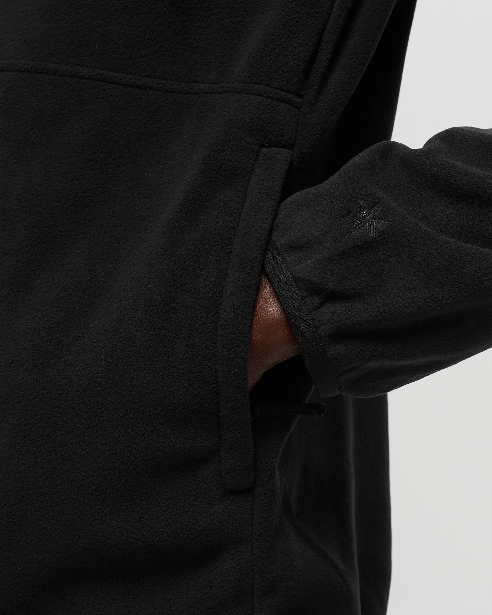 Goldwin POLARTEC Micro Fleece Half Zip Pullover