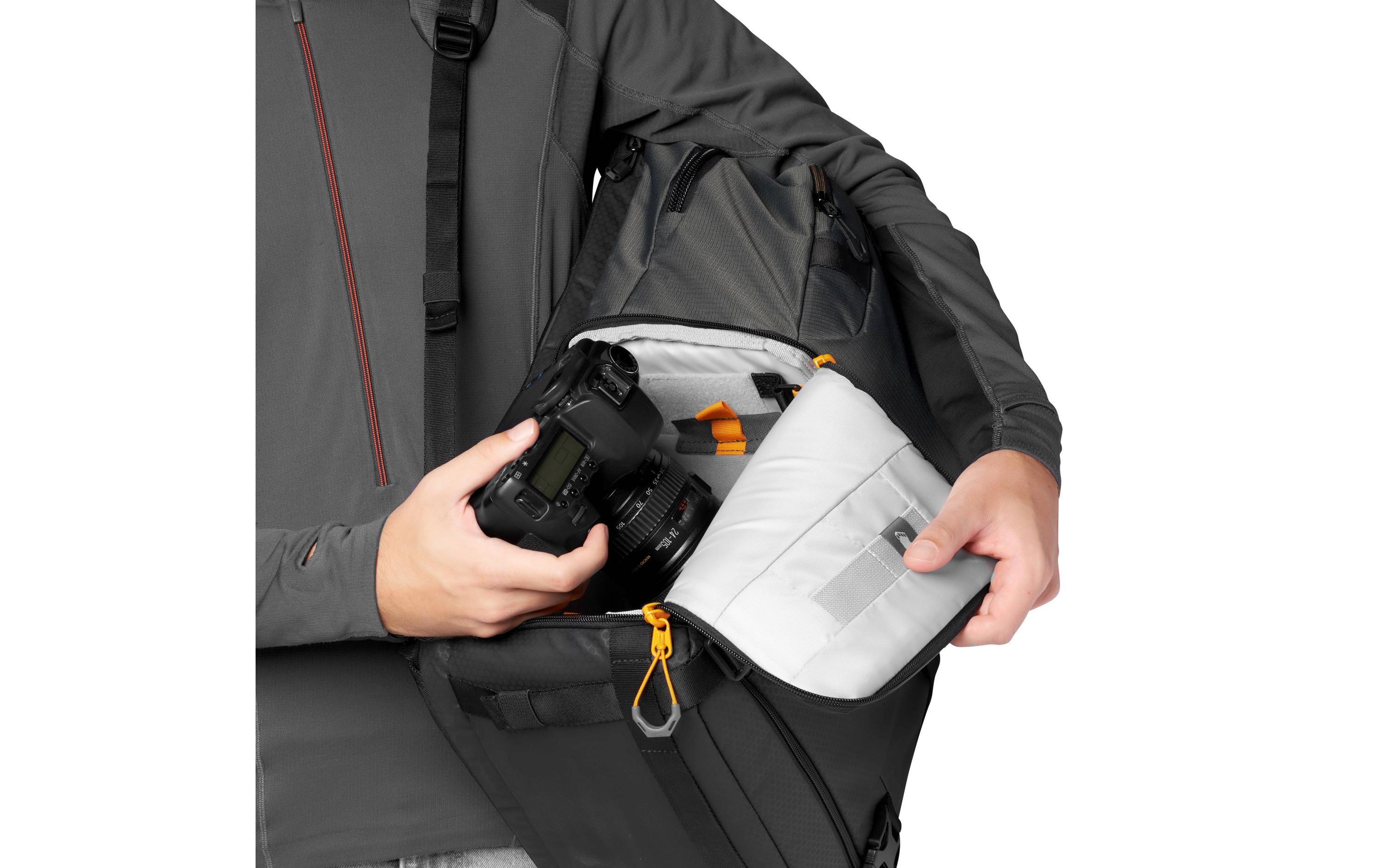 Fotorucksack Fastpack PRO BP 250 AW III Grau<br>Reiserucksack für Systemkameras und DSLR-Kameras mit genügend Platz für Objektive und persönlichen Gegenständen