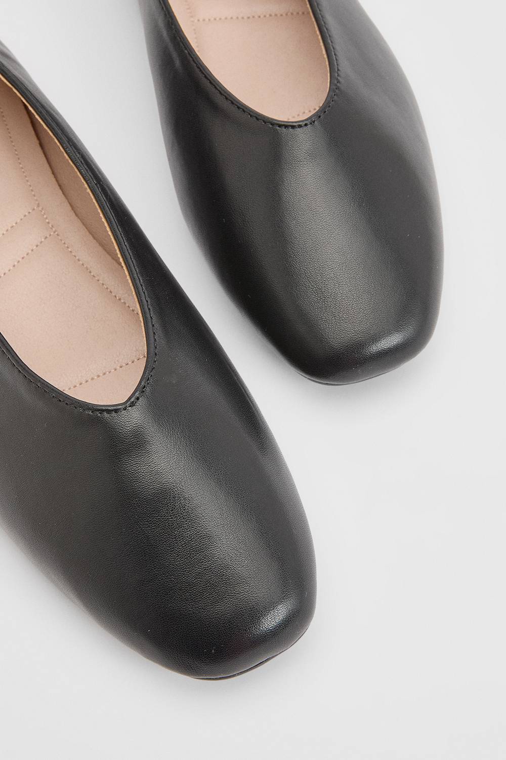 Oasis Ballerines Seraphina En Synthétiquecuir À Bout Carré Et Coupe Haute Rembourrées