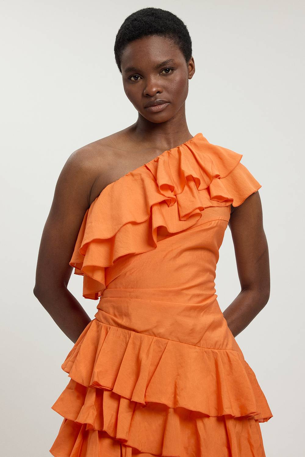 KarenMillen Robe Midi Drapée À Volants Spectaculaires