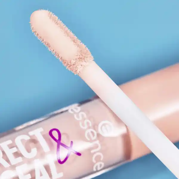 CORRECT & CONCEAL under eye brightening concealer 10 Light