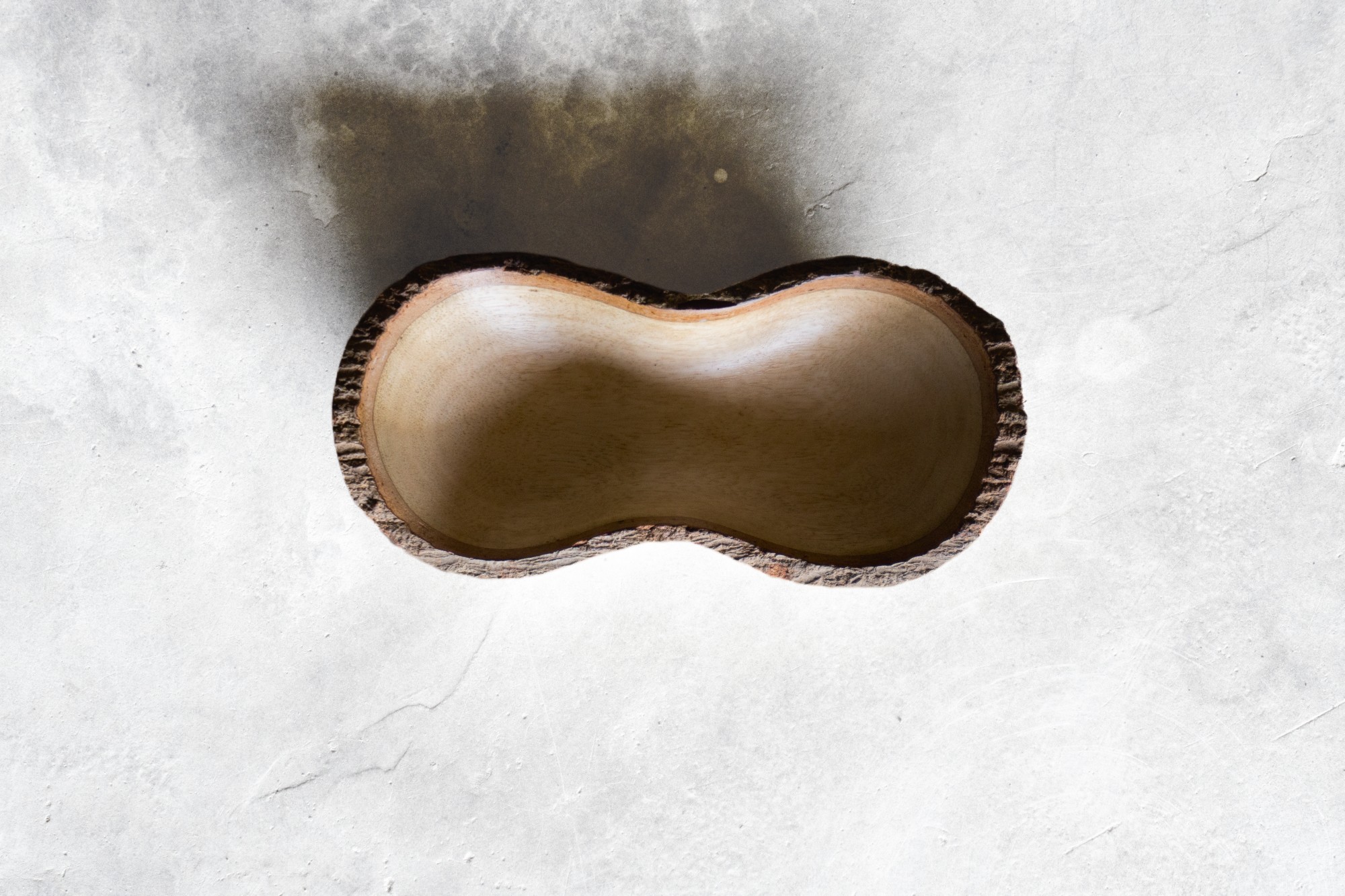Schale in Erdnussform, natur, T 10 cm, B 20 cm, H 5 cm von fischer's lagerhaus