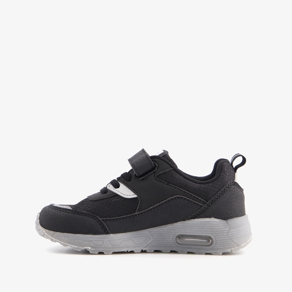 Blue Box jongens sneakers zwart met airzool