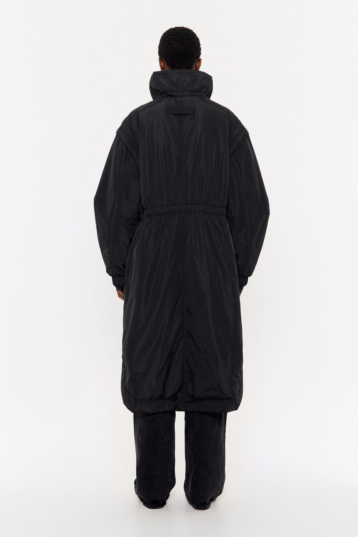 Casaco longo preto acolchoado
