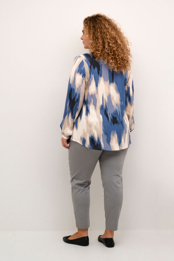 Kaffe Curve KCbella Blouse Blue abstract print