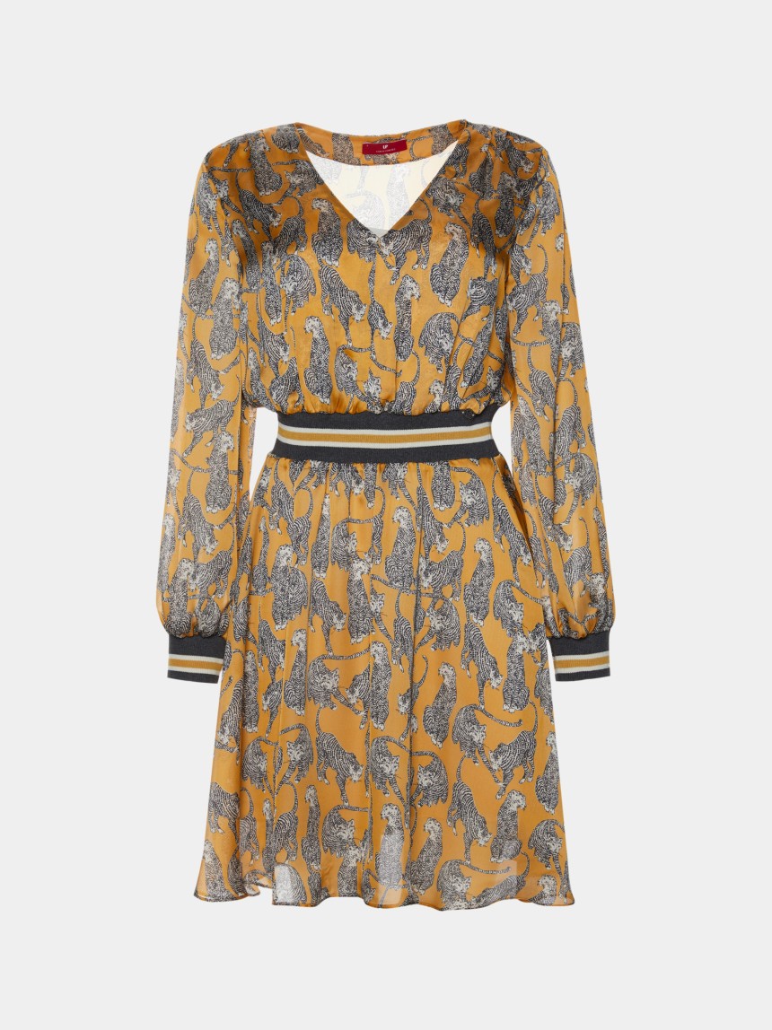 Vestido curto com padrão
