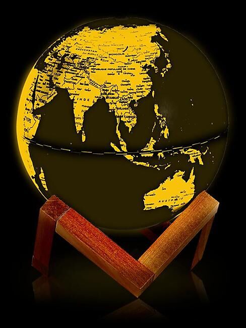 CARTOTHEQUE - GLOBE 14 CM NOIR ET OR LUMINEUX SUPPORT EN BOIS