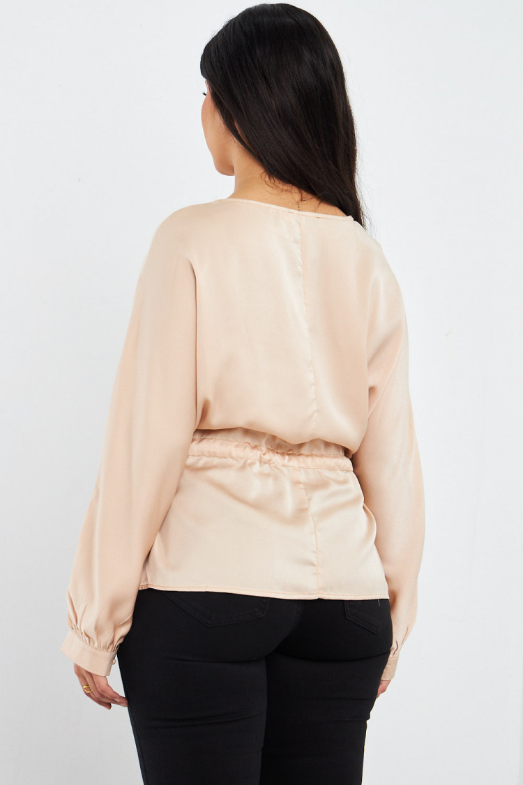 Blouse beige ceinturée