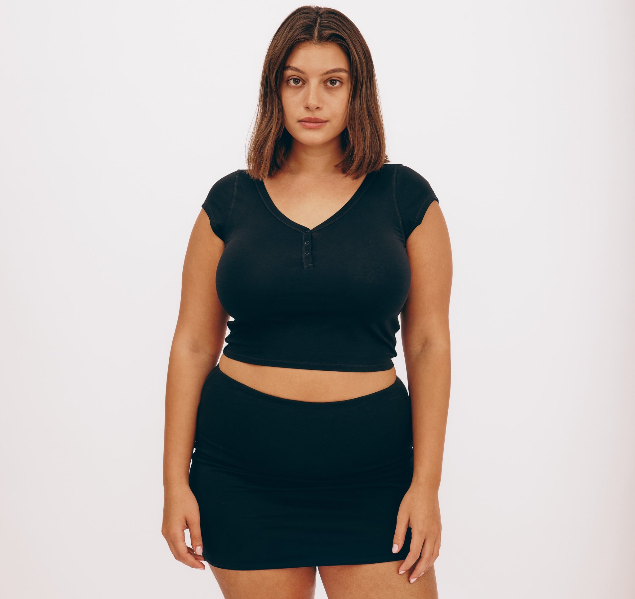 ORGANIC COTTON<br>Core Sport Henley V Tee