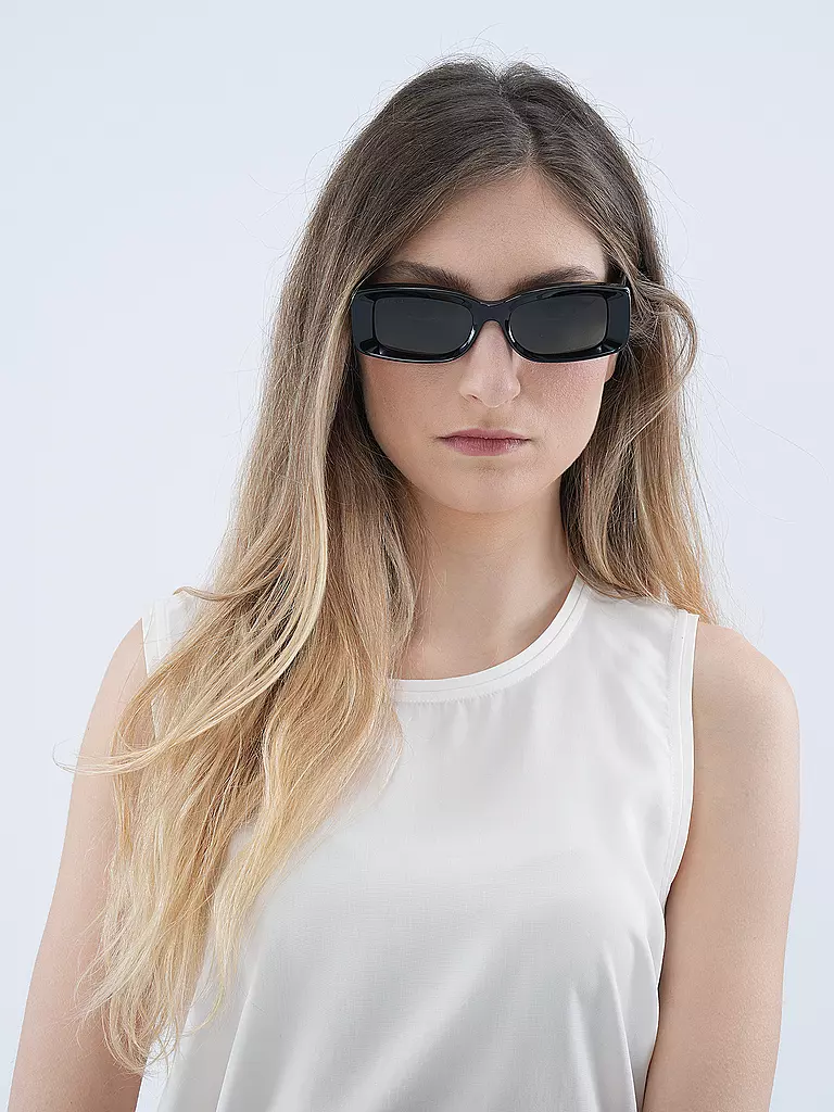 GUCCI Sonnenbrille GG1528S schwarz